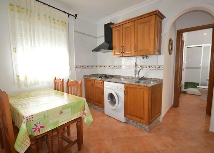 Calle Bilbao Con Terraza * كونيل ذي لا فرونتيرا